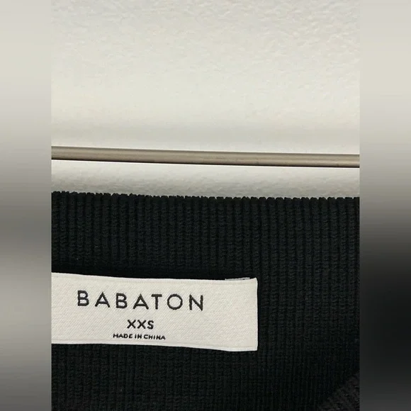 ARITZIA BABATON Bodycon pointelle crochet tube skirt - Picture 5 of 7